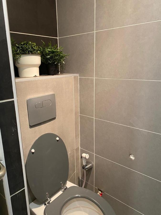 Studio - Carre De Soie Vaulx En Velin Kültér fotó